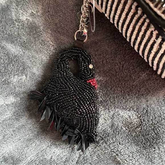 Viral Plaid Beaded Bag With Swan Bag Charm - Picture 8 of 8